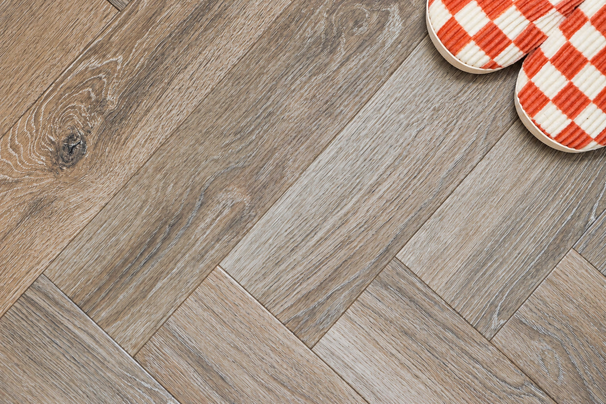 Daytona Cocoa Oak Herringbone glue down LVT flooring, photo 4