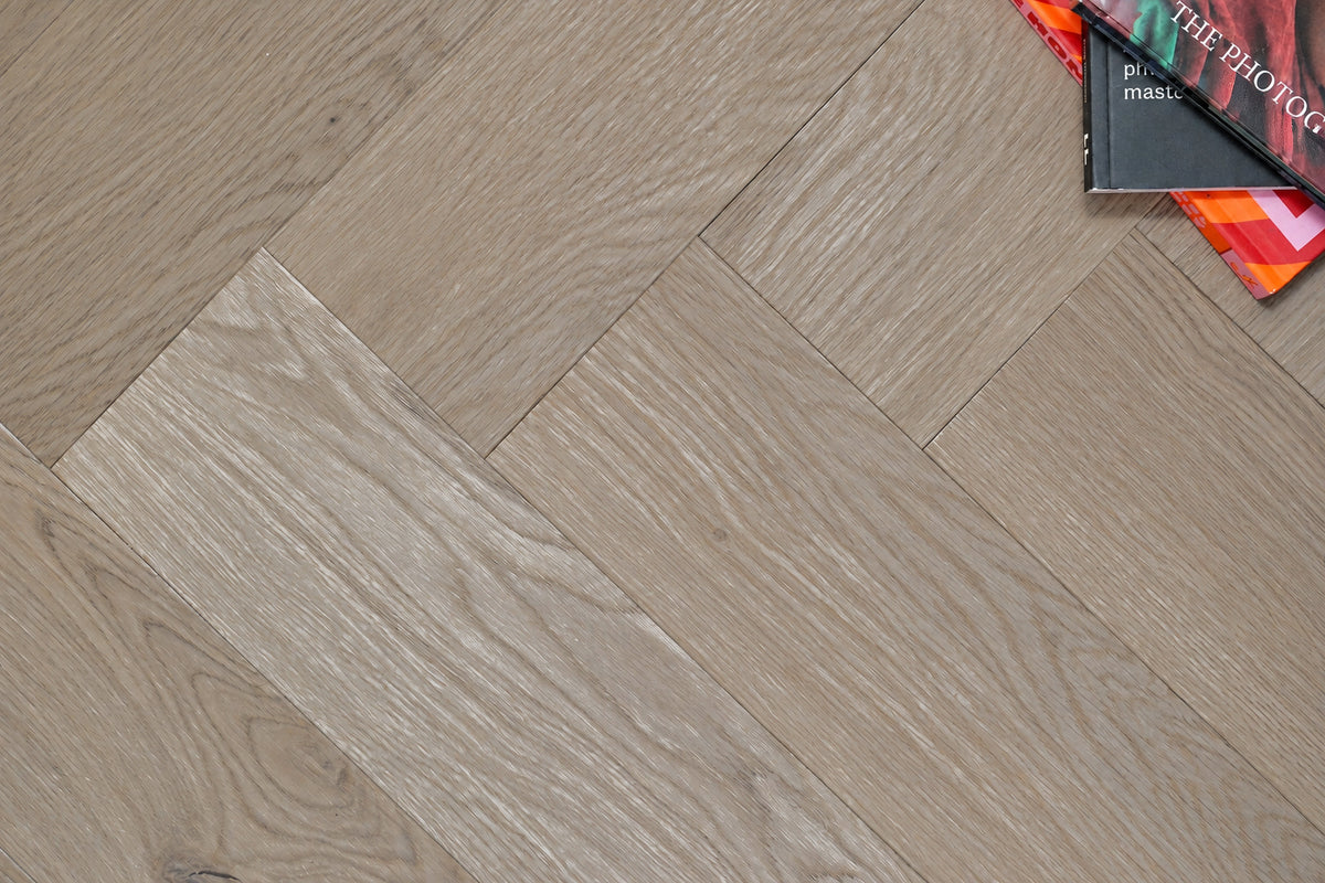 Daytona Dune Oak Herringbone glue down LVT flooring, photo 2