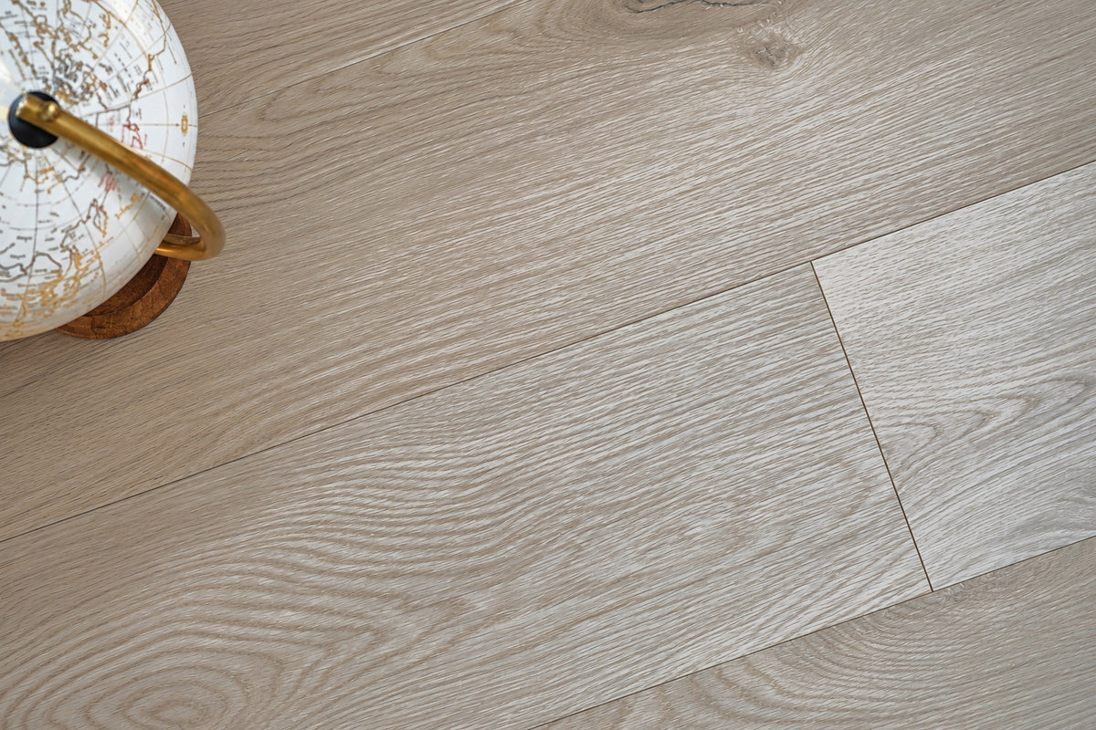 Daytona Dune Oak Plank glue down LVT flooring, photo 3