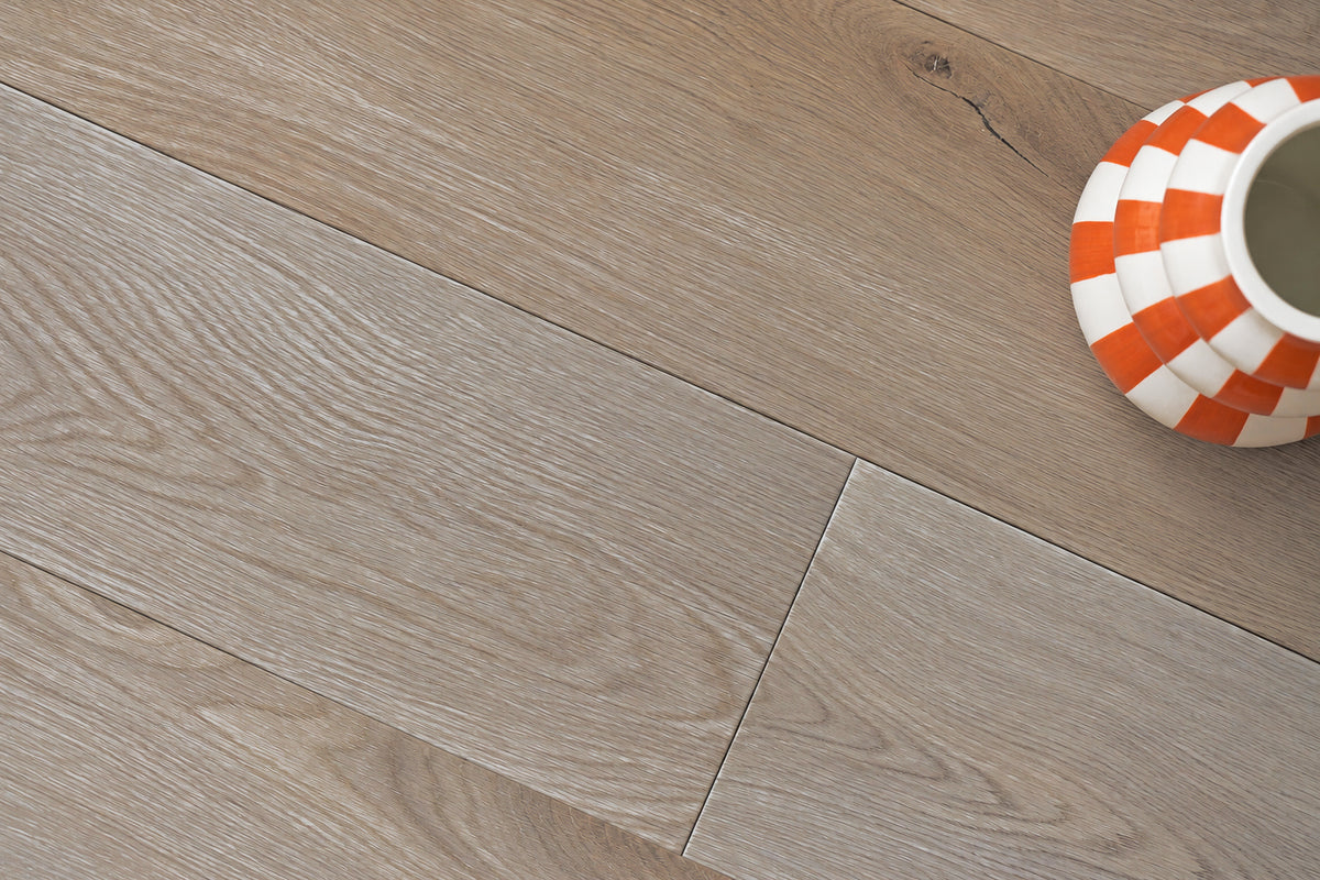 Daytona Dune Oak Plank glue down LVT flooring, photo 4