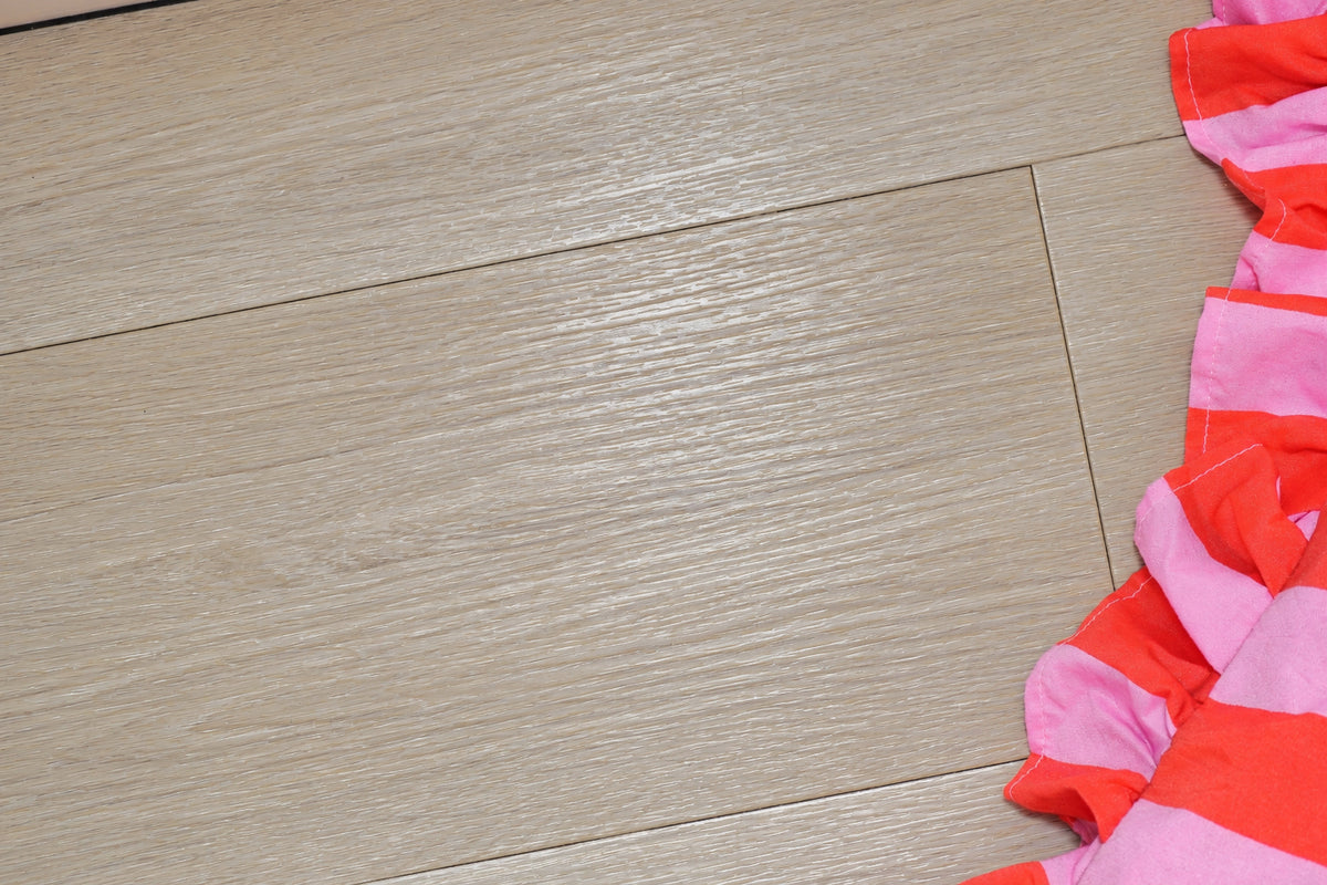 Daytona Linen Oak Plank glue down LVT flooring, photo 4